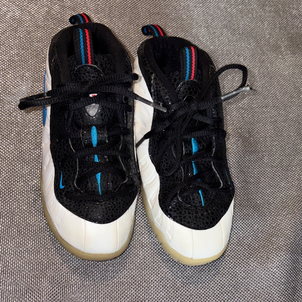 Nike Air Foamposite Pro size 9c…